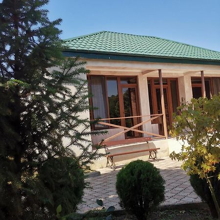 Villa Platinum Tskaltubo Ngoại thất bức ảnh