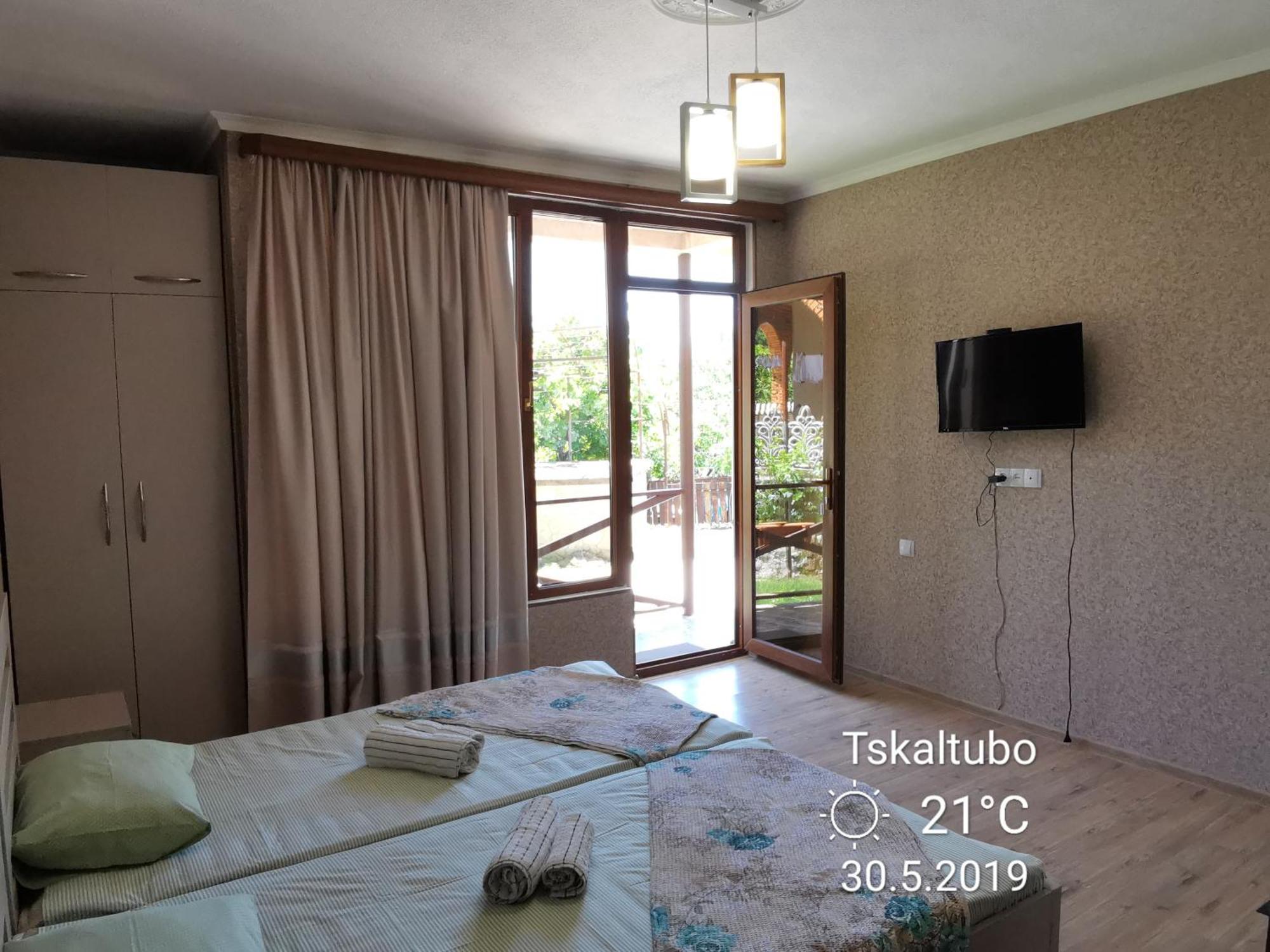 Villa Platinum Tskaltubo Ngoại thất bức ảnh